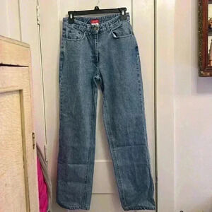 Esprit vintage jeans size 7/8. These  jeans are in great condition!